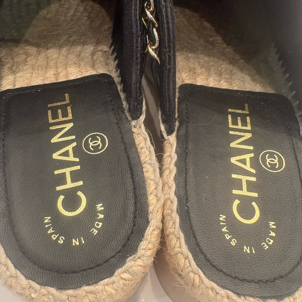 Chanel Black Quilted Mules with Chain Detail - Picture 4 of 10